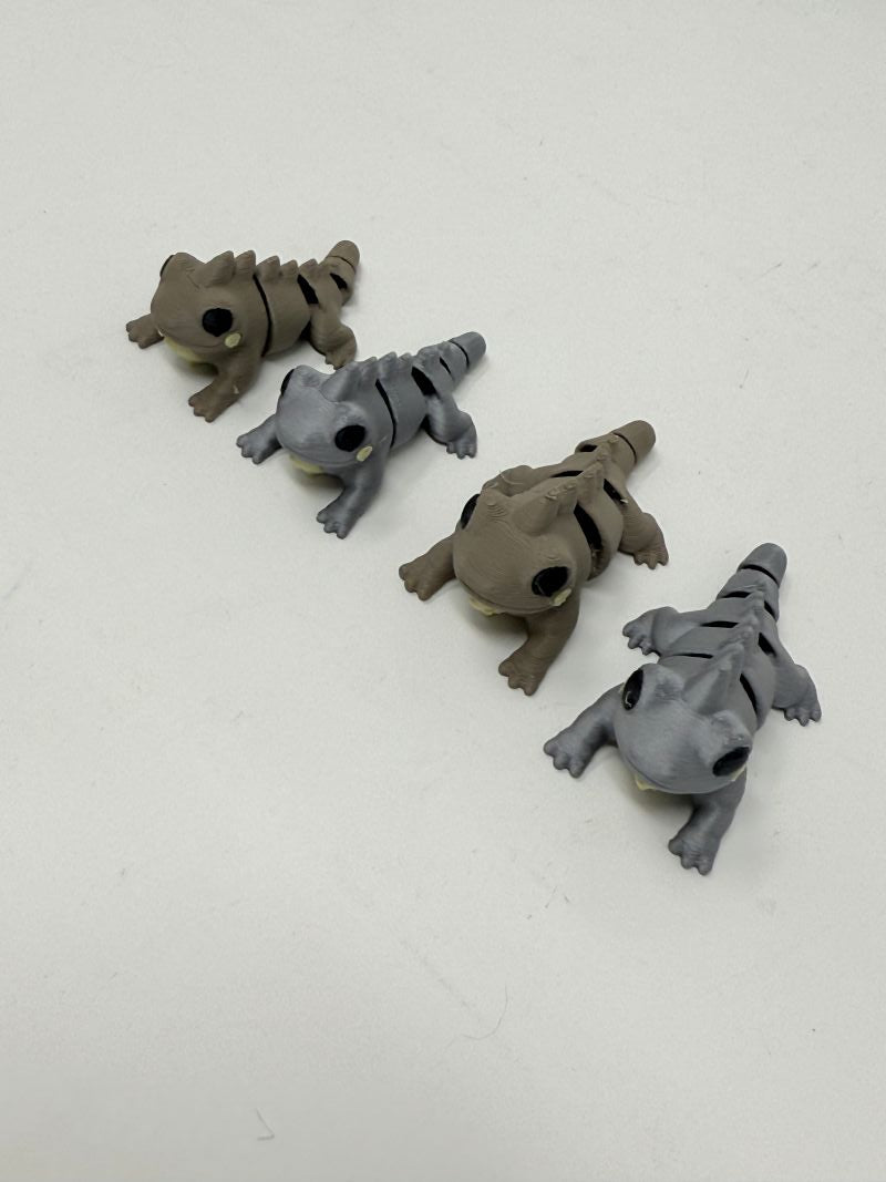 Iguana Skull Playset